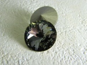 スワロフスキー　リボリ　black diamond